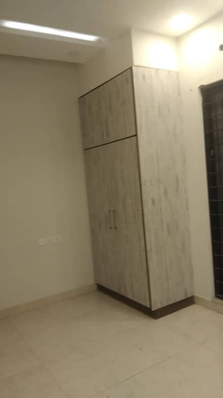 10 Marla Upper Portion For Rent In Park View City Lahore 9