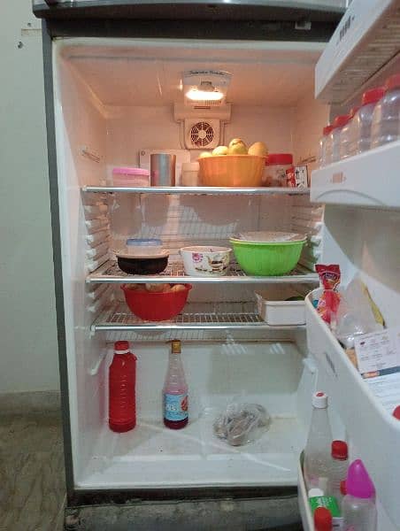 (Dawlance - H-Zone) (Full Size) 2-Door Refrigerator in Good Condition. 8