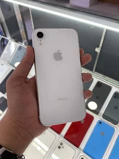 iphone XR 128 GB PTA approved my WhatsApp 0349==1985==949