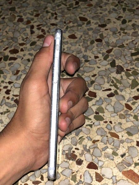 iPhone 6x silver colour 2