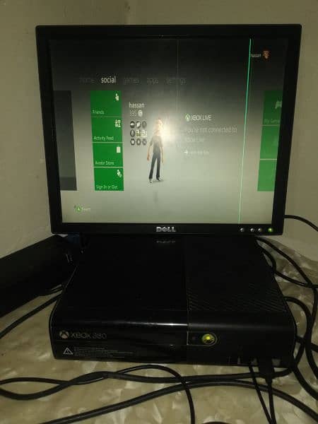 Xbox 360 Ultra Slim 9