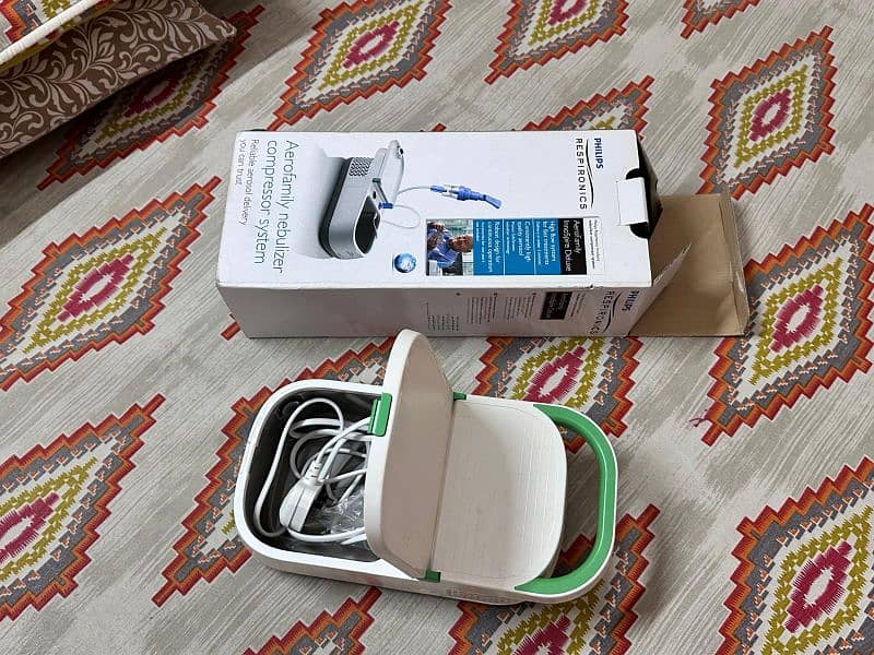 Philips Nebulizer Almost brand new for urgent sale 1