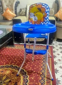 Kids High Chair - Very Good in Condition - Almost New