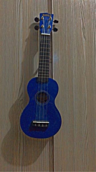 mahalo ukulele guitar imported 0