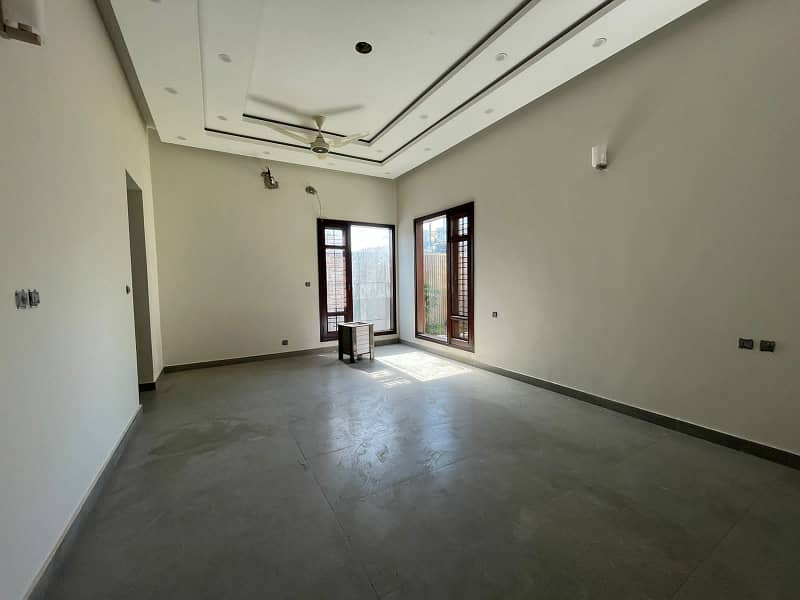 500 Sq Yard Double Storey House Plus Basement Gulshan E Iqbal Karachi Sindh 10