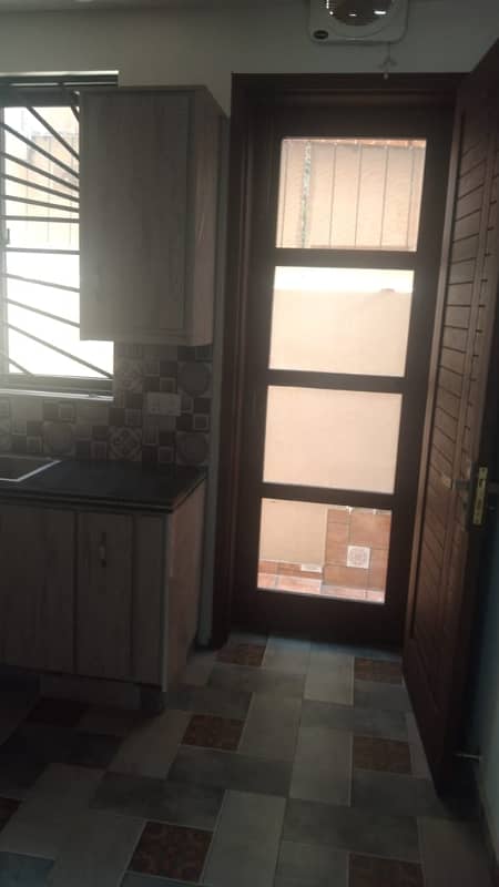 5 Marla Upper Portion For Rent In Park View City Lahore 13