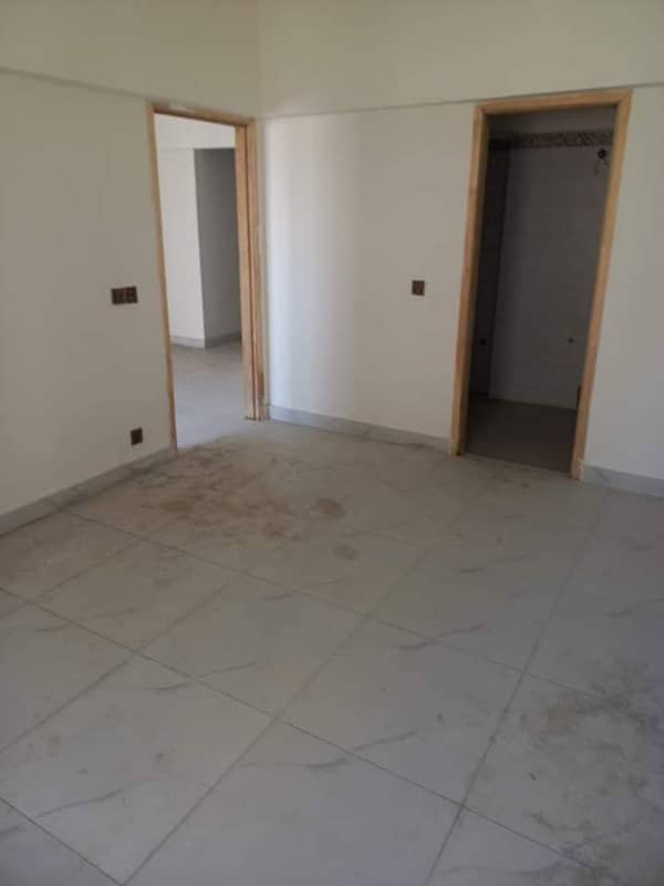 Centrally Located Flat In Royal 8 Icon Is Available For Rent 14