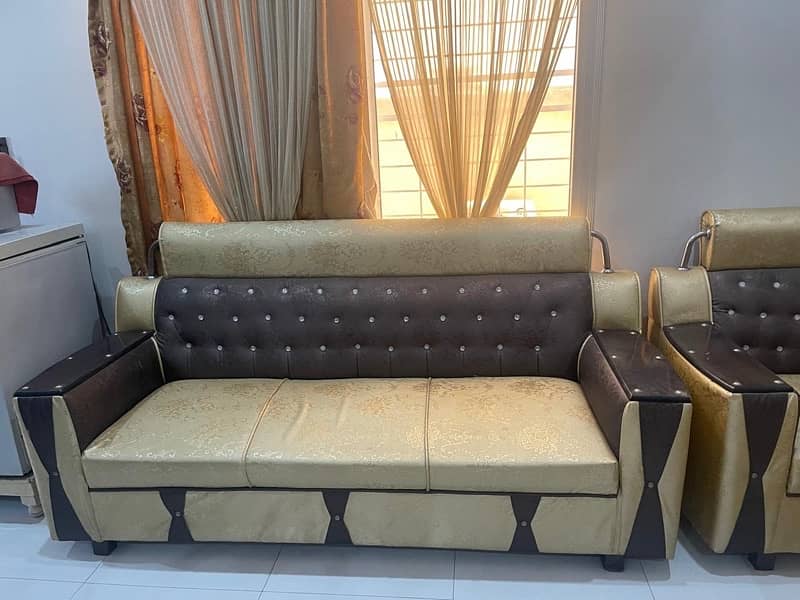 5 seater sofa set for sale just like new 2