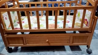 shesham wood cradle which has been used for 8 months 0