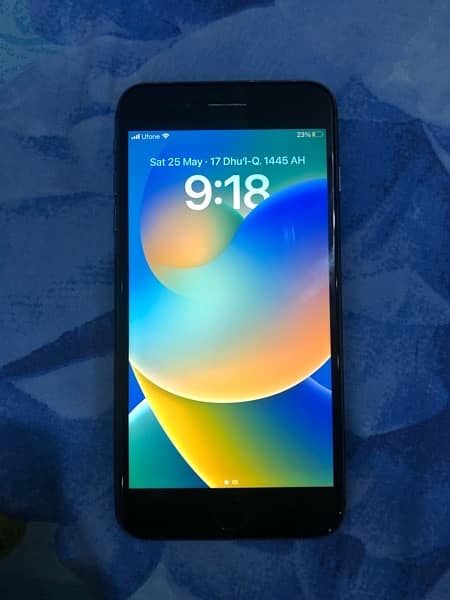 iphone 8 plus 64gb PTA active 0