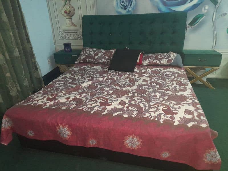 Bumper offer home used solid 2 complete bedsets 2