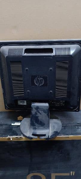 HP 17" Monitor, "Computer LCD" 0