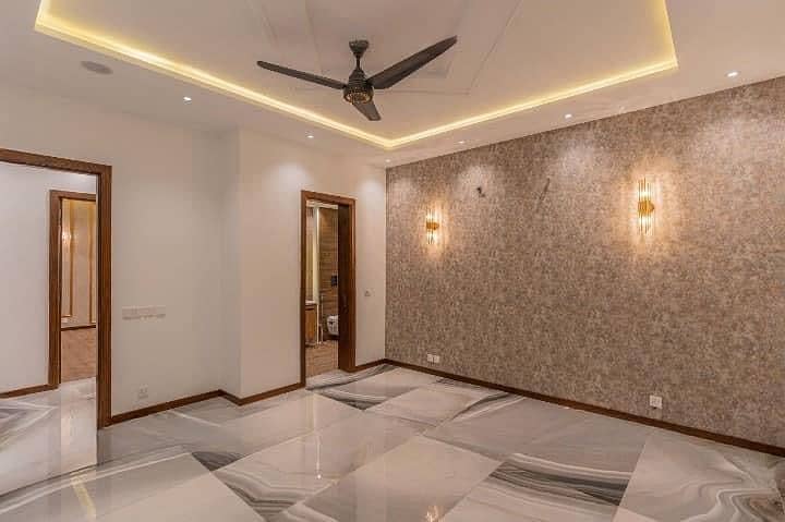 Most Amazing 1 Kanal House Is Available For Rent In PHASE 7 DHA Lahore 13
