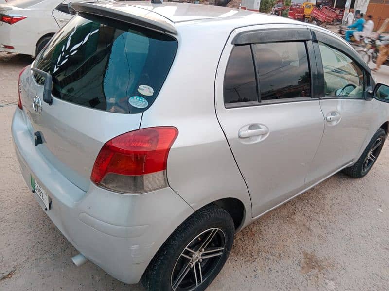 Toyota Vitz 2008/2012 5