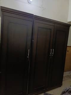 3 doors wooden Almari/Cupboard