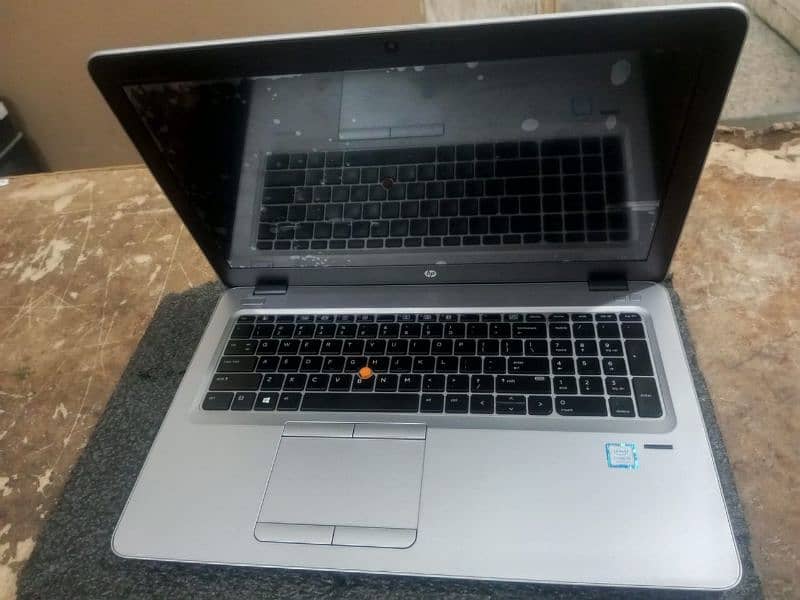 Hp 850 G4 i5 7th gen 8 Ram 256 SSD with backlight keyboard Full ok 3