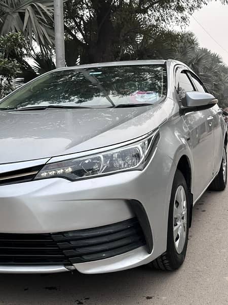 Toyota Corolla automatic GLI 2019 model 2