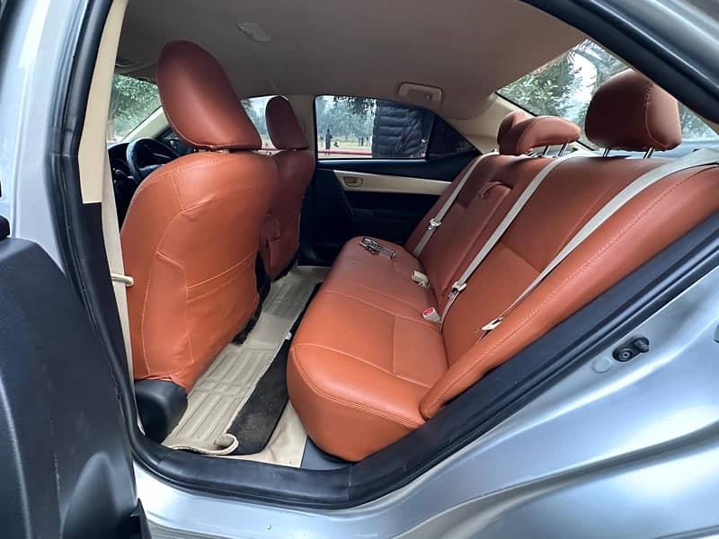 Toyota Corolla automatic GLI 2019 model 7