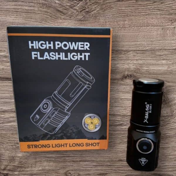 High power  long range Flash light 0