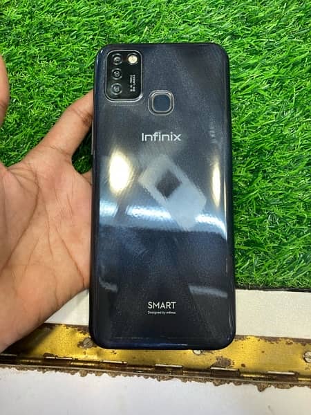 Infinix smart 5 2/32 1