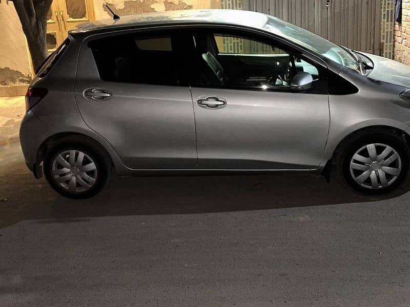 Toyota Vitz 2016 6