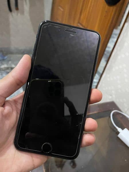 iPhone 7 plus 32 gb pta approved 6