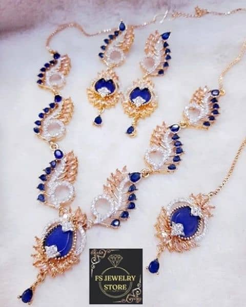 Necklace set with Earrings and Bindiya 3