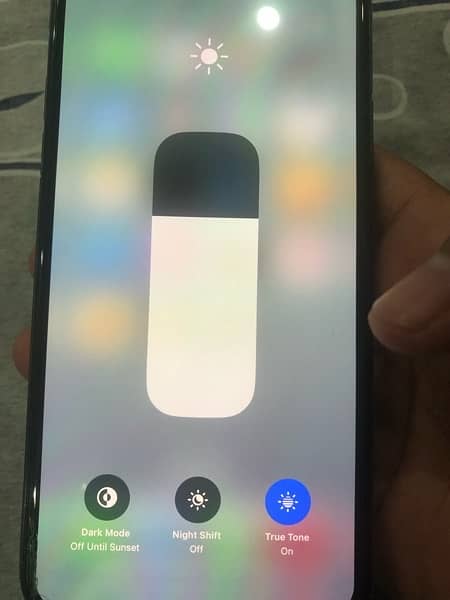 iPhone 11 Pro Max 256 GB 7