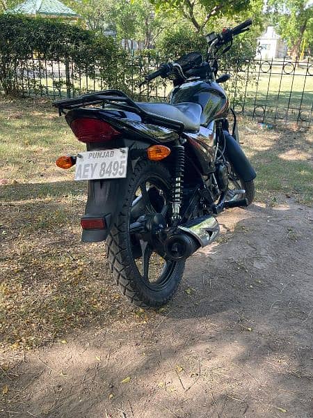 Suzuki GR150 6