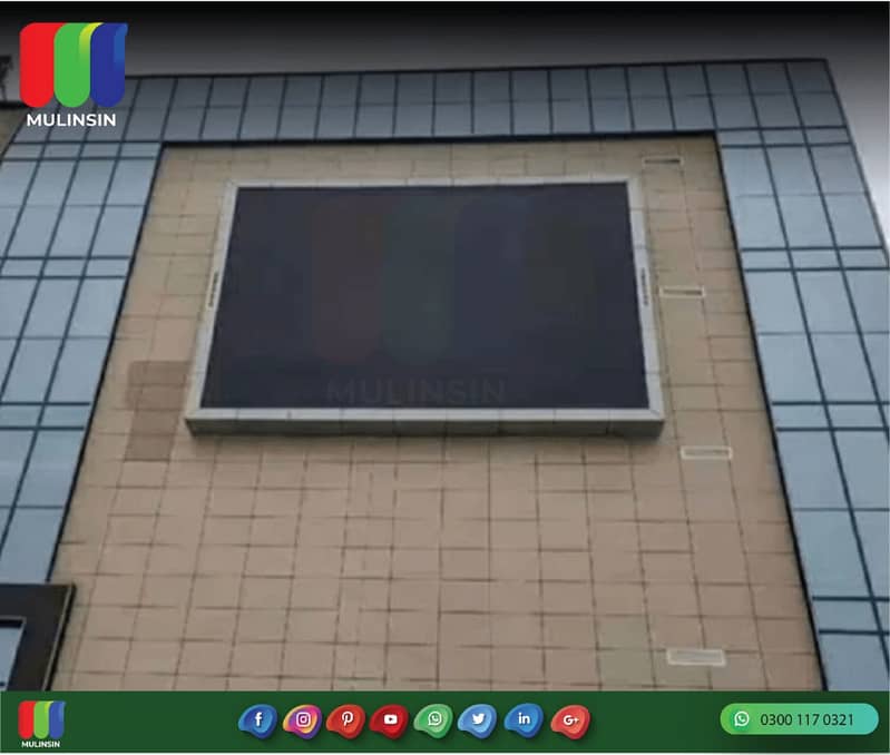 Outdoor SMD Screen Installation in  Pakistan | Fine-pitch SMD displays 12