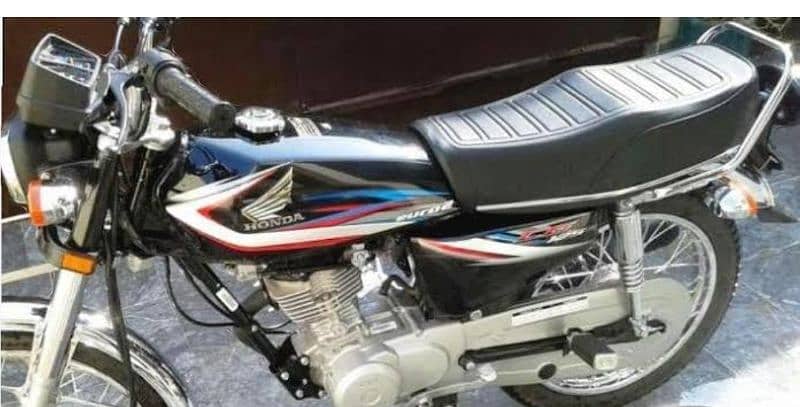 Honda 125 Black For sale 3