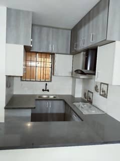 3 bad dd flat for rent with maintenance