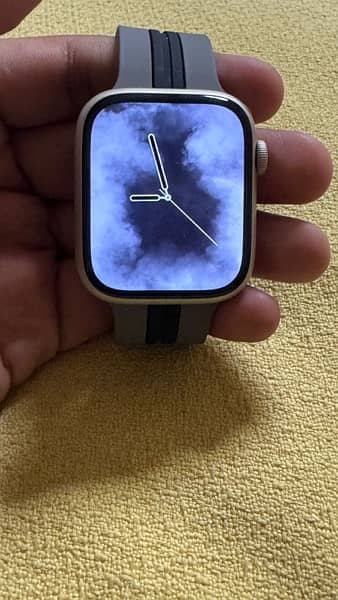 Apple Watch Series 8 45mm with box 2