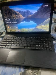 ASUS laptop in very good condition 0
