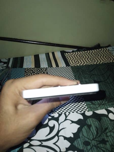 Tecno spark 10 pro 4