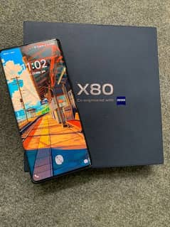 vivo X80 12/256 with 8GB extended ram 0
