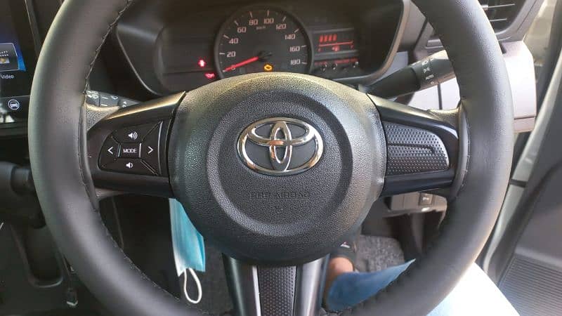 Toyota Roomy 2019 4