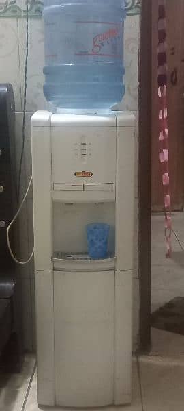 Water dispenser and refrigerator condition is good no delivery 2