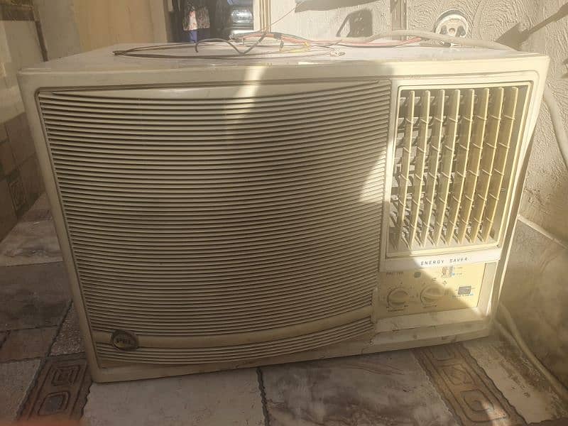 ac required in 20000 if any one want to sell please contact 3