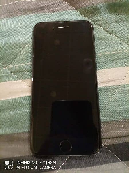 iphone 8 ( black shinny ) 5