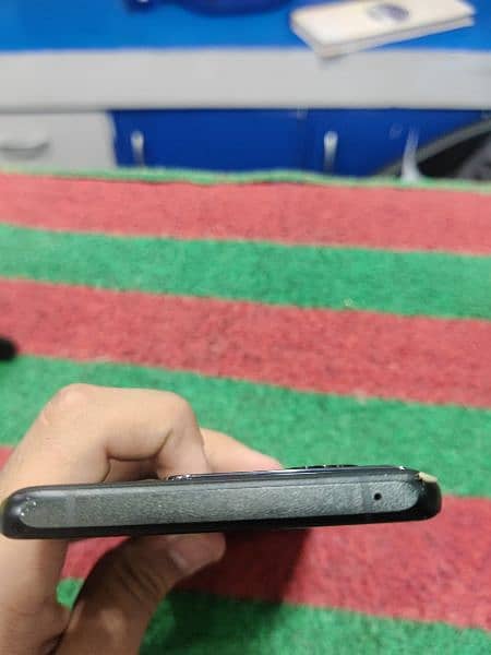 One Plus 10 Pro black color lush condition 1