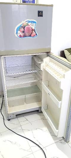 Dawlance Refrigerator good condition 0
