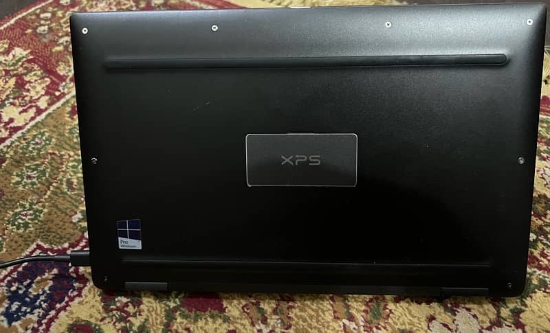 Dell Xps 13,core i7,7th generation in good condition,3k display 4