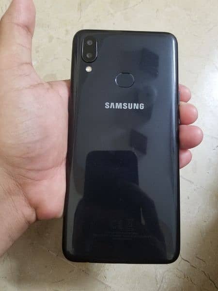 samsung a10s 2/32 condition 9/10 wifi and bluetooth not working 1