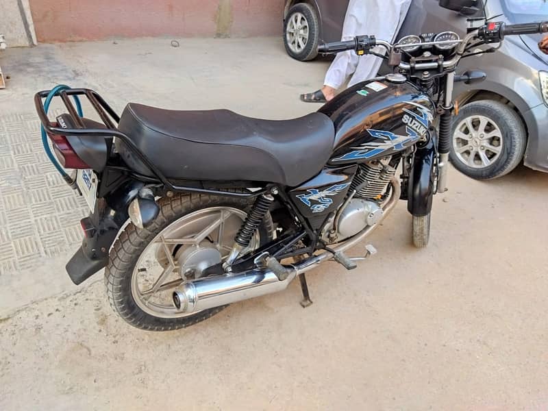 Suzuki GS 150 SE Model 2019 3