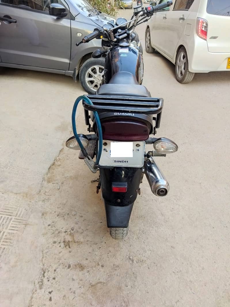 Suzuki GS 150 SE Model 2019 4