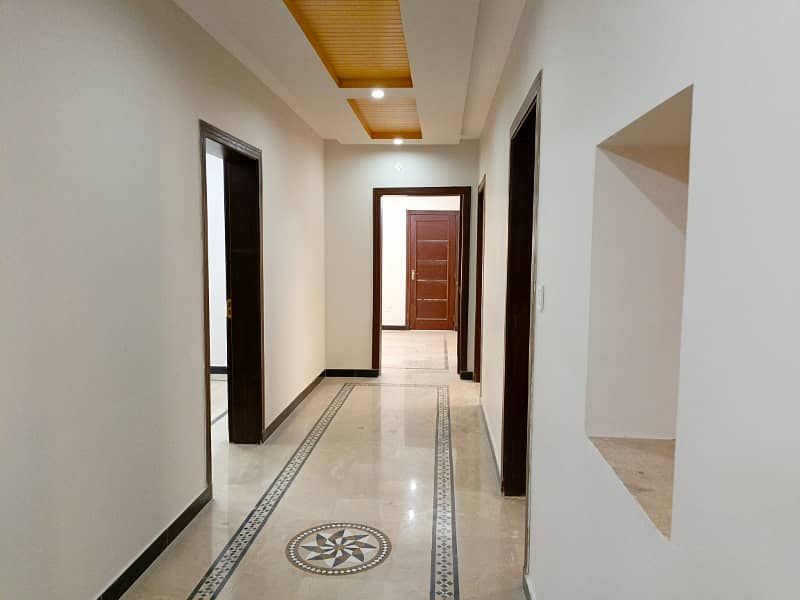 Luxury UPPER Portion For Rent, House for Rent in Soan Garden & AGHOSH Society 4