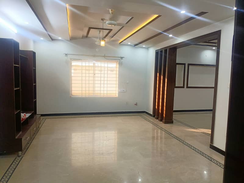 Luxury UPPER Portion For Rent, House for Rent in Soan Garden & AGHOSH Society 8