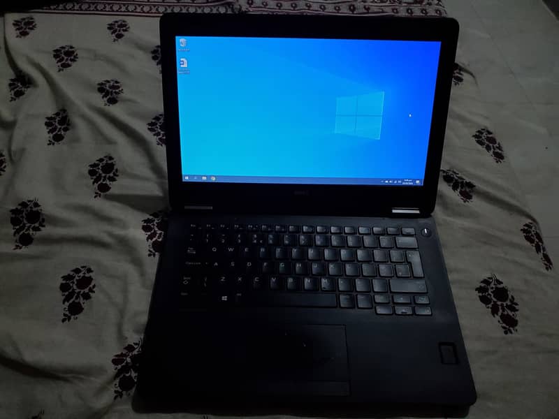 Dell Latitude E7270 Ultrabook Laptop 9