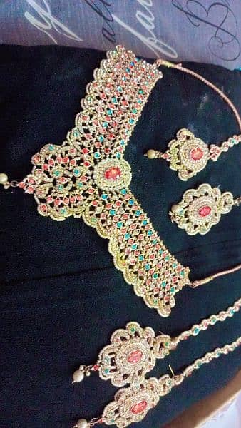 bridal set with teeka and jhumar 0